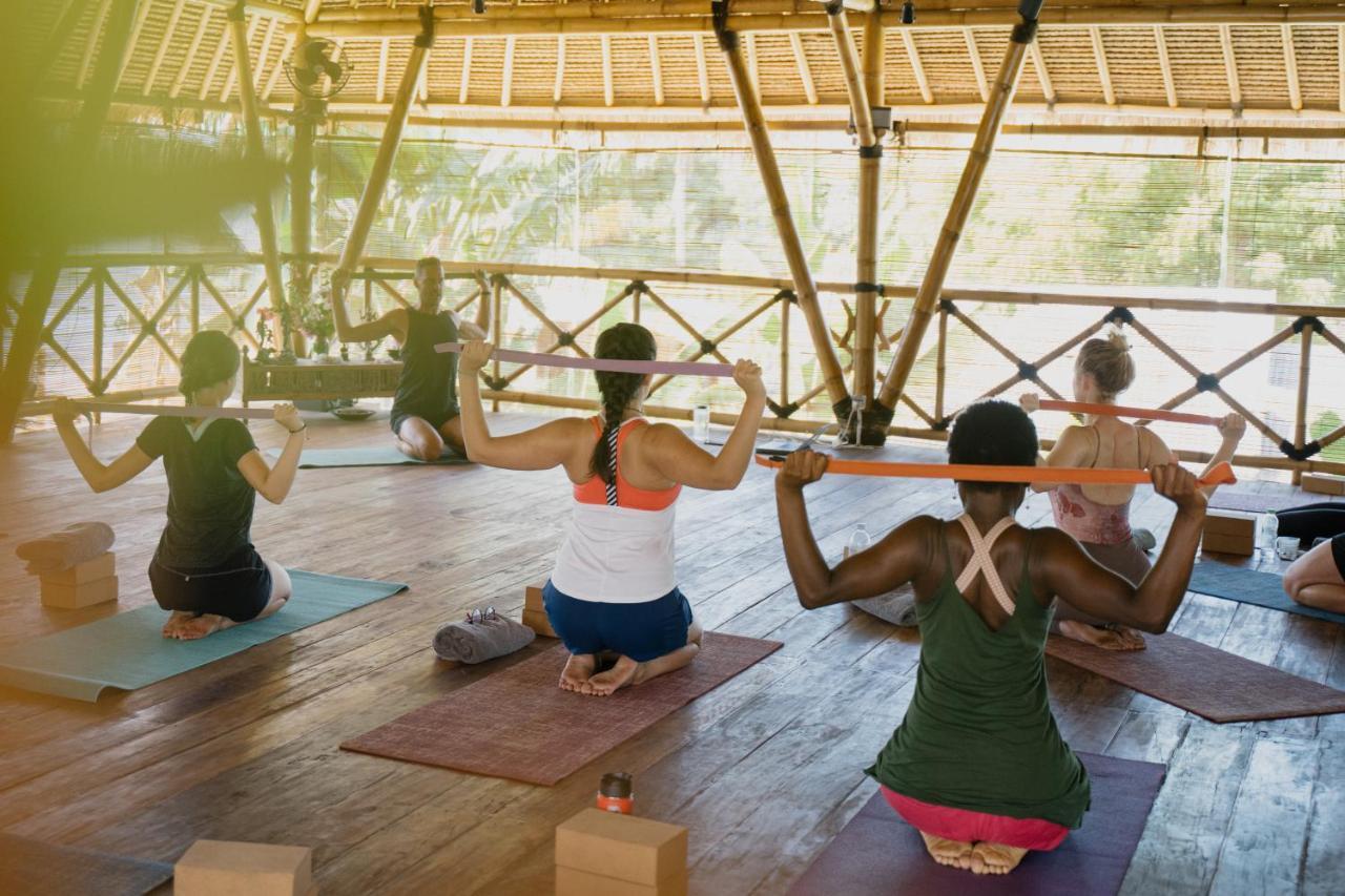 Flowers & Fire Yoga Garden Gili Air Esterno foto